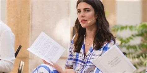 La camicia Chanel di Charlotte Casiraghi che sembra costosa